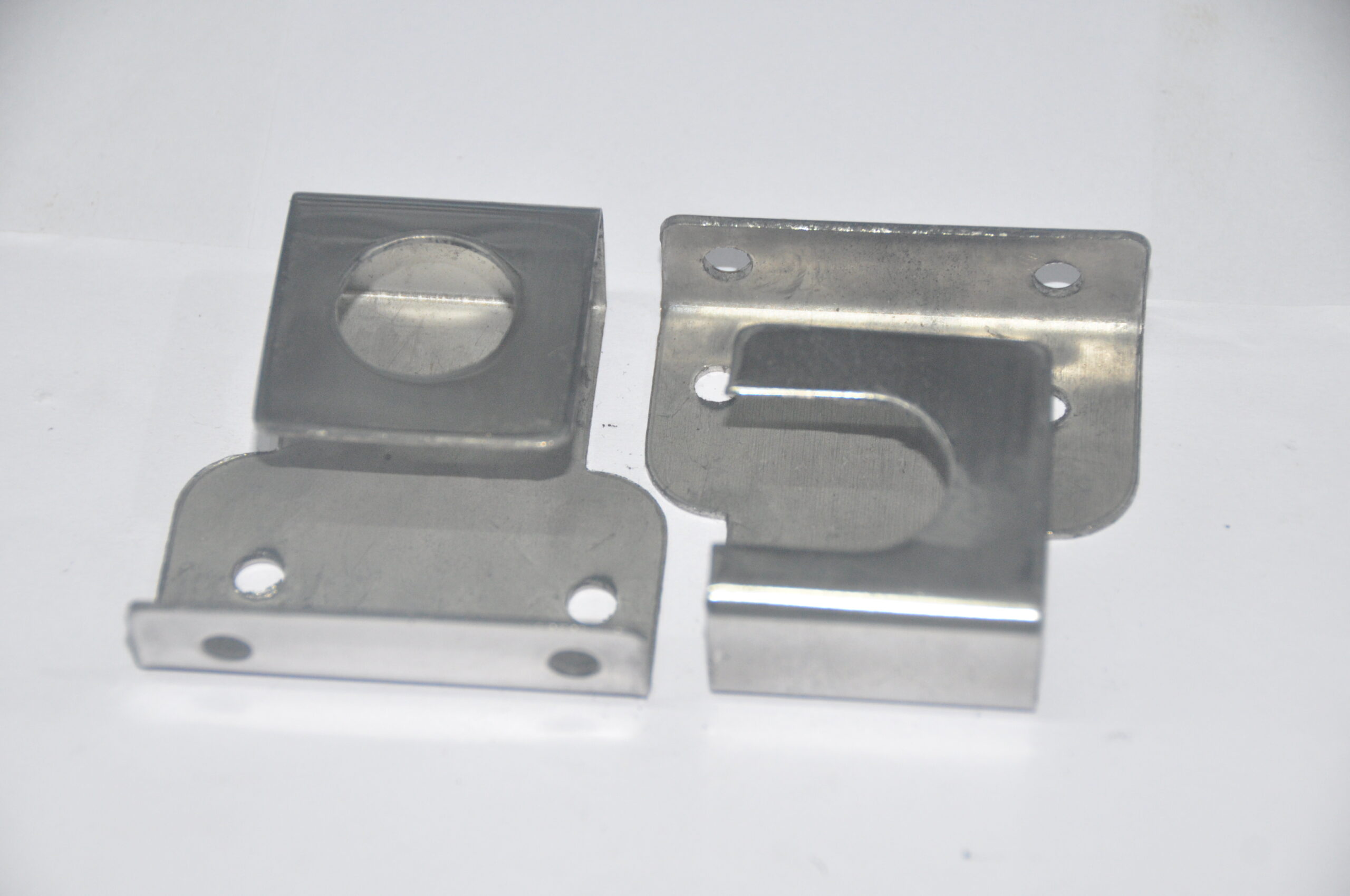 SI-17 STEEL UNIVERSAL BKT.