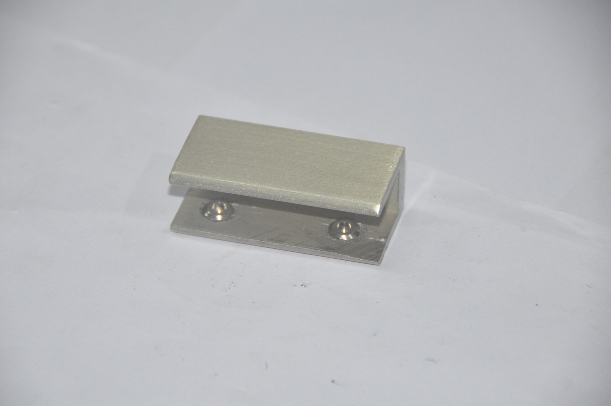 SI-51 STEEL U BRACKET SQ. 1.5 MM